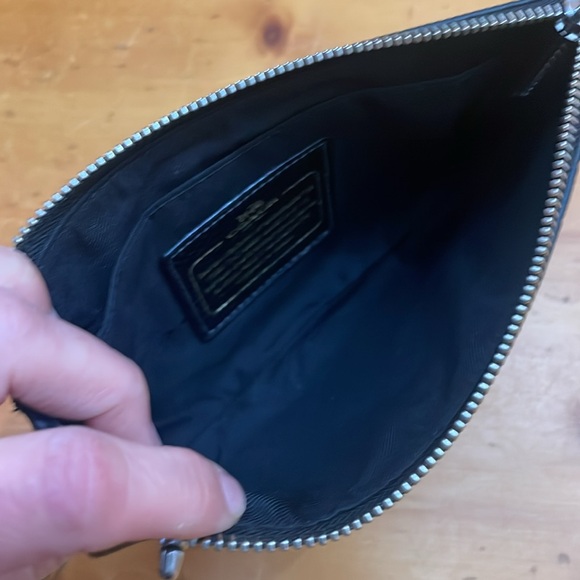 I🖤OFFERS! Coach Wanted Script Turnlock Pouch Clutch purse item! - Picture 5 of 6